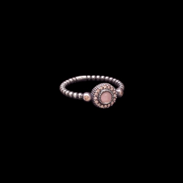 Anillo Enigma de plata y cuarzo rosa Mini