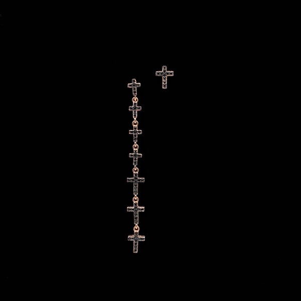 Pendientes Aventûre de plata rosa y circonitas negras Croix Asimétricos