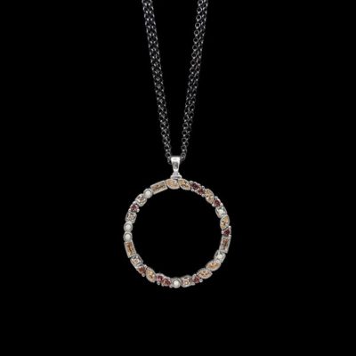 Colgante Cloris de plata y cuarzos Iris