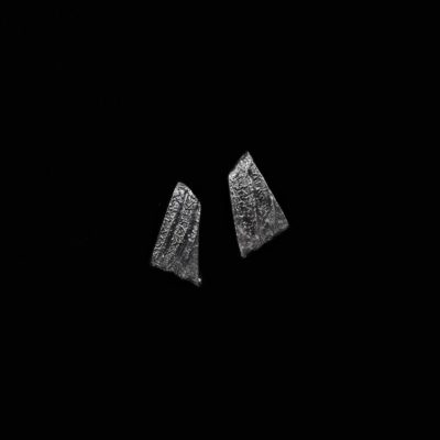 Pendientes Meteora de plata negra Helio