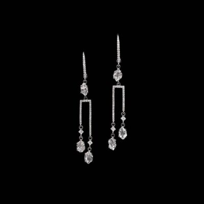 Pendientes Forever de oro negro, diamantes y topacios Melody