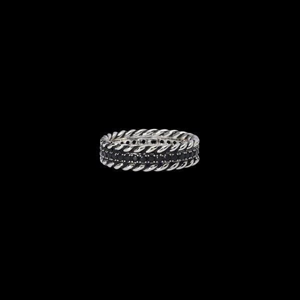 Anillo Dandy de plata y circonitas negras Dean