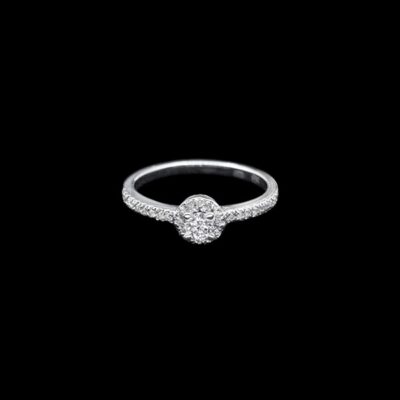 Anillo Elixir de oro blanco y diamantes Aura 0.48