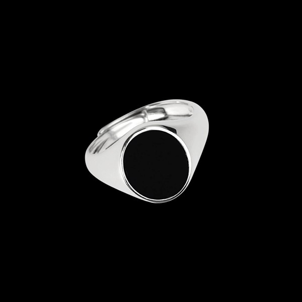 Anillo Dandy de plata y ágata negra Terence Anillo Dandy de plata y ágata negra Terence